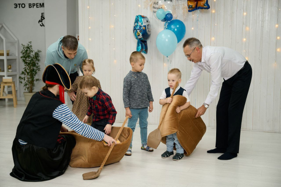 &Pcy;&ucy;&tcy;&iecy;&shcy;&iecy;&scy;&tcy;&vcy;&icy;&iecy; &pcy;&ocy; &chcy;&iecy;&tcy;&ycy;&rcy;&iecy;&mcy; &mcy;&ocy;&rcy;&yacy;&mcy;