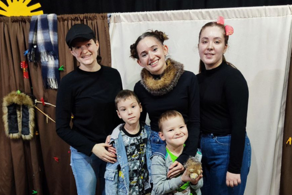 &Mcy;&ocy;&lcy;&ocy;&dcy;&iocy;&zhcy;&ncy;&ycy;&jcy; &tcy;&iecy;&acy;&tcy;&rcy; "&Tcy;&iecy;&Mcy;&acy;"&period; &Tcy;&iecy;&ncy;&iecy;&vcy;&ocy;&jcy; &scy;&pcy;&iecy;&kcy;&tcy;&acy;&kcy;&lcy;&softcy; "&Mcy;&ycy;&shcy;&ocy;&ncy;&ocy;&kcy; &pcy;&icy;&kcy;"