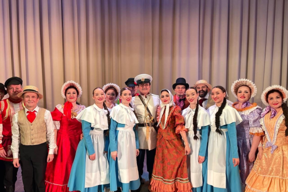 Ансамбль песни и танца народов Урала «Прикамье»: 35 лет с любовью к зрителю