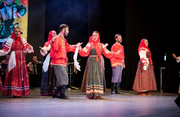 &Kcy;&ocy;&ncy;&tscy;&iecy;&rcy;&tcy; &acy;&ncy;&scy;&acy;&mcy;&bcy;&lcy;&yacy; &ncy;&acy;&rcy;&ocy;&dcy;&ncy;&ocy;&jcy; &mcy;&ucy;&zcy;&ycy;&kcy;&icy; &icy; &tcy;&acy;&ncy;&tscy;&acy; &laquo;&YAcy;&rcy;&mcy;&acy;&rcy;&kcy;&acy;&raquo; "&ZHcy;&icy;&vcy;&icy;&comma; &Rcy;&ocy;&scy;&scy;&icy;&yacy;&excl;"