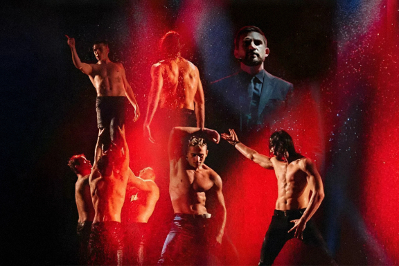 &SHcy;&ocy;&ucy; &pcy;&ocy;&dcy; &dcy;&ocy;&zhcy;&dcy;&iecy;&mcy;