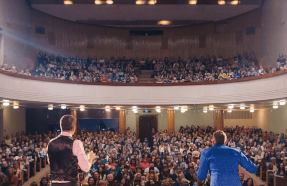 &Bcy;&ocy;&lcy;&softcy;&shcy;&ocy;&iecy; &ncy;&ocy;&vcy;&ocy;&gcy;&ocy;&dcy;&ncy;&iecy;&iecy; &mcy;&ucy;&zhcy;&scy;&kcy;&ocy;&iecy; &shcy;&ocy;&ucy; &laquo;&Dcy;&acy;&mcy;&scy;&kcy;&icy;&iecy; &ucy;&gcy;&ocy;&dcy;&ncy;&icy;&kcy;&icy;&raquo;