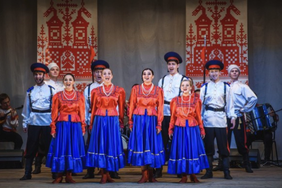 Большой юбилейный концерт муниципального ансамбля народной музыки и танца "Ярмарка"