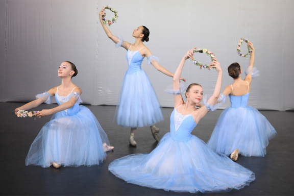 &YUcy;&bcy;&icy;&lcy;&iecy;&jcy;&ncy;&ycy;&jcy; &kcy;&ocy;&ncy;&tscy;&iecy;&rcy;&tcy; &ncy;&acy;&rcy;&ocy;&dcy;&ncy;&ocy;&gcy;&ocy; &acy;&ncy;&scy;&acy;&mcy;&bcy;&lcy;&yacy; &kcy;&lcy;&acy;&scy;&scy;&icy;&chcy;&iecy;&scy;&kcy;&ocy;&gcy;&ocy; &tcy;&acy;&ncy;&tscy;&acy; "&Fcy;&ucy;&ecy;&tcy;&iecy;"&colon; "&Pcy;&rcy;&icy;&zcy;&ncy;&acy;&ncy;&icy;&iecy; &vcy; &lcy;&yucy;&bcy;&vcy;&icy;"