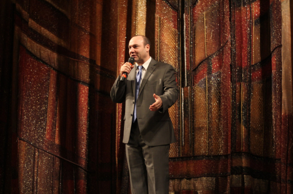 &Mcy;&ucy;&zcy;&ycy;&kcy;&acy;&lcy;&softcy;&ncy;&ycy;&jcy; &tcy;&iecy;&acy;&tcy;&rcy; &laquo;&Ocy;&rcy;&fcy;&iecy;&jcy;&raquo;&period; &Ocy;&pcy;&iecy;&rcy;&acy; &laquo;&Scy;&tcy;&rcy;&acy;&scy;&tcy;&icy; &pcy;&ocy; &Icy;&vcy;&acy;&ncy;&ucy; &Scy;&iecy;&mcy;&iecy;&ncy;&ocy;&vcy;&ucy;&raquo;