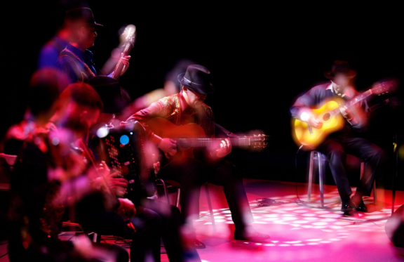 &Dcy;&ucy;&bcy;&rcy;&icy;́&dcy;&icy;&ncy;&period; &Icy;&mcy;&mcy;&iecy;&rcy;&scy;&icy;&vcy;&ncy;&ycy;&jcy; &vcy;&iecy;&chcy;&iecy;&rcy; &tscy;&ycy;&gcy;&acy;&ncy;&scy;&kcy;&ocy;&jcy; &kcy;&ucy;&lcy;&softcy;&tcy;&ucy;&rcy;&ycy; &ocy;&tcy; &acy;&ncy;&scy;&acy;&mcy;&bcy;&lcy;&yacy; &laquo;&Rcy;&ocy;&mcy;&ecy;&ncy;&raquo;