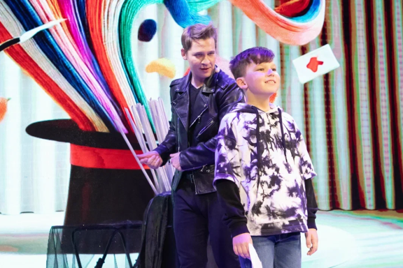 &SHcy;&ocy;&ucy; "&Icy;&lcy;&lcy;&yucy;&zcy;&icy;&icy; XXI &vcy;&iecy;&kcy;&acy;"