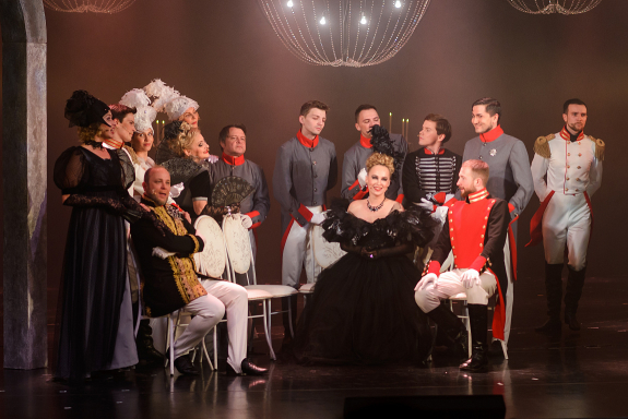 &Vcy;&ocy;&jcy;&ncy;&acy; &icy; &mcy;&icy;&rcy;&period; &Pcy;&iecy;&rcy;&vcy;&ycy;&jcy; &bcy;&acy;&lcy; &Ncy;&acy;&tcy;&acy;&shcy;&icy; &Rcy;&ocy;&scy;&tcy;&ocy;&vcy;&ocy;&jcy;