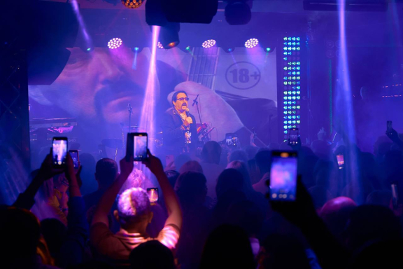 &Vcy;&lcy;&acy;&dcy;&icy;&mcy;&icy;&rcy; &ZHcy;&dcy;&acy;&mcy;&icy;&rcy;&ocy;&vcy; &gcy;&period; &Scy;&ocy;&lcy;&icy;&kcy;&acy;&mcy;&scy;&kcy;