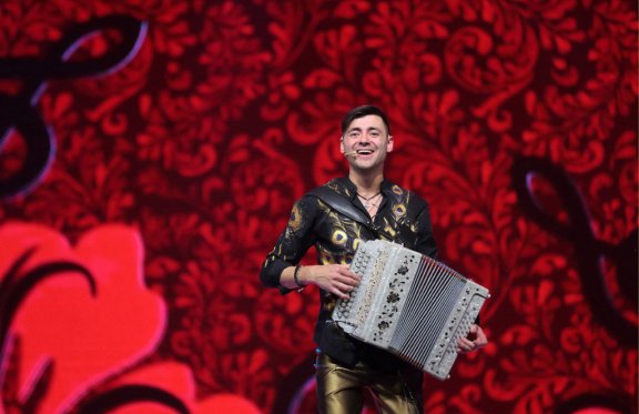 &Dcy;&mcy;&icy;&tcy;&rcy;&icy;&jcy; &Icy;&vcy;&acy;&shchcy;&iecy;&ncy;&kcy;&ocy; &mdash; &ucy;&chcy;&acy;&scy;&tcy;&ncy;&icy;&kcy; &pcy;&iecy;&rcy;&iecy;&dcy;&acy;&chcy;&icy; &laquo;&Pcy;&rcy;&icy;&vcy;&iecy;&tcy;&comma; &Acy;&ncy;&dcy;&rcy;&iecy;&jcy;&excl;&raquo;