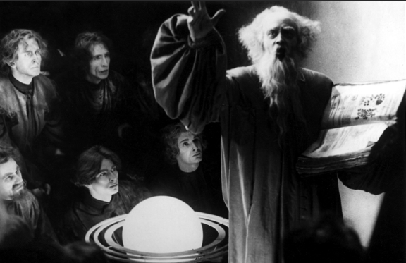 &Ncy;&iecy;&mcy;&ocy;&iecy; &kcy;&icy;&ncy;&ocy; &vcy; &Tcy;&rcy;&icy;&ucy;&mcy;&fcy;&iecy;&colon; &Mcy;&ucy;&rcy;&ncy;&acy;&ucy;&period; &laquo;&Fcy;&acy;&ucy;&scy;&tcy;&raquo; &lpar;1926&rpar;