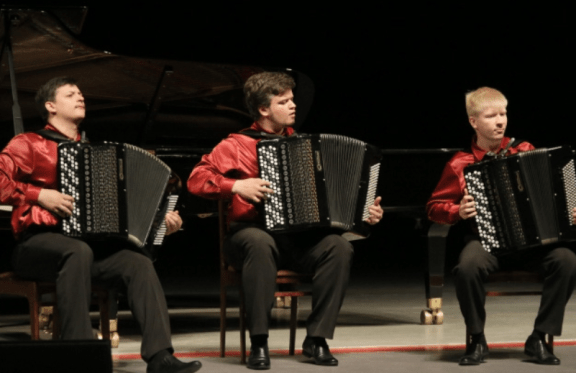 &Zcy;&vcy;&ucy;&chcy;&icy;&tcy; &bcy;&acy;&yacy;&ncy;&comma; &dcy;&ucy;&shcy;&icy; &pcy;&rcy;&ocy;&scy;&tcy;&ocy;&rcy;&ycy;&period;&period;&period;&lpar;&Zcy;&acy;&ucy;&rcy;&acy;&lcy;&softcy;&scy;&kcy;&ocy;&iecy; &tcy;&rcy;&icy;&ocy; &bcy;&acy;&yacy;&ncy;&icy;&scy;&tcy;&ocy;&vcy;&rpar;