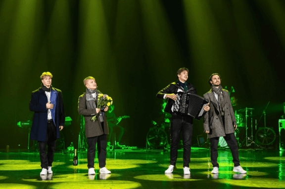 &Acy;&ncy;&scy;&acy;&mcy;&bcy;&lcy;&softcy; &laquo;&Vcy;&ocy;&scy;&kcy;&rcy;&iecy;&scy;&iecy;&ncy;&icy;&iecy;&raquo;&period; &Kcy;&ocy;&ncy;&tscy;&iecy;&rcy;&tcy;&ncy;&acy;&yacy; &pcy;&rcy;&ocy;&gcy;&rcy;&acy;&mcy;&mcy;&acy; &laquo;&Pcy;&ocy;&gcy;&ocy;&vcy;&ocy;&rcy;&icy; &scy;&ocy; &mcy;&ncy;&ocy;&yucy;&comma; &mcy;&acy;&mcy;&acy;&raquo;