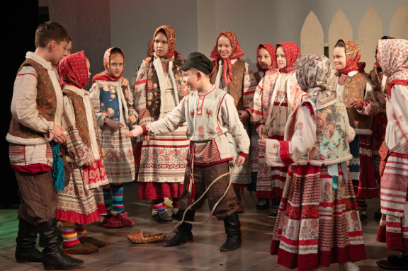 Народное представление «То время на Пасху»