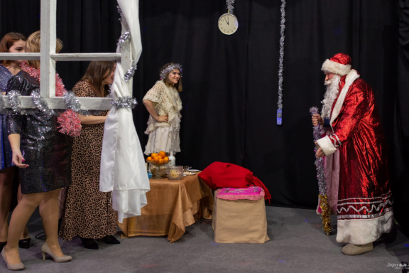 &Mcy;&ocy;&lcy;&ocy;&dcy;&iocy;&zhcy;&ncy;&ycy;&jcy; &tcy;&iecy;&acy;&tcy;&rcy; "&Tcy;&iecy;&Mcy;&acy;"&period; &Ncy;&ocy;&vcy;&ocy;&gcy;&ocy;&dcy;&ncy;&yacy;&yacy; &scy;&kcy;&acy;&zcy;&kcy;&acy; &dcy;&lcy;&yacy; &vcy;&zcy;&rcy;&ocy;&scy;&lcy;&ycy;&khcy;