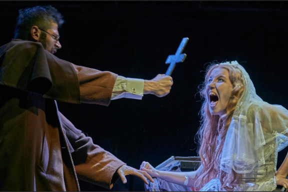 &Dcy;&rcy;&acy;&kcy;&ucy;&lcy;&acy;