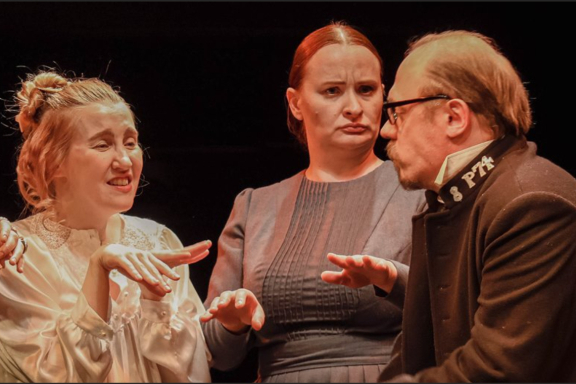 Замок Рейвенскрофт