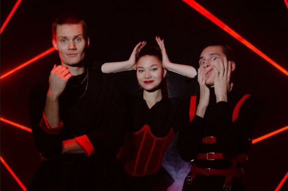 &Icy;&lcy;&lcy;&yucy;&zcy;&icy;&ocy;&ncy;&ncy;&ocy;&iecy; &shcy;&ocy;&ucy; "&Pcy;&ocy;&scy;&mcy;&ocy;&tcy;&rcy;&icy;"