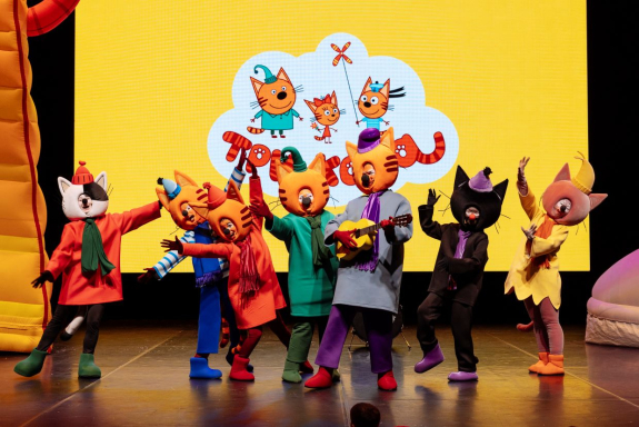 Три кота: "Новый год в Котополисе"