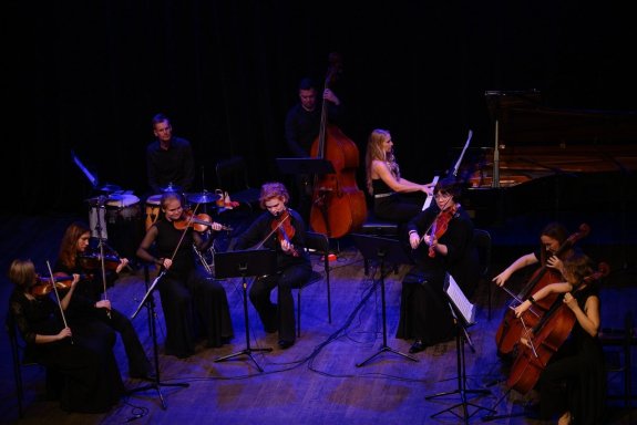 AGIDEL-ORCHESTRA&period; LOVE STORY&period; THE BEST&period; &Mcy;&ucy;&zcy;&ycy;&kcy;&acy; &icy;&zcy; &fcy;&icy;&lcy;&softcy;&mcy;&ocy;&vcy; &ocy; &lcy;&yucy;&bcy;&vcy;&icy;