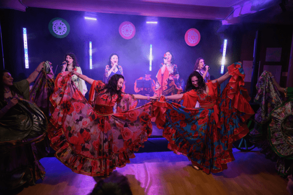 Масленичный фестиваль искусств «Вокруг да около». Ансамбль песни и танца «РОМЭН». Концерт в ДОМЕ СМЫШЛЯЕВА.