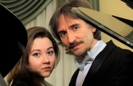 Фортепианный дуэт: Евгений и Екатерина Михайловы (Казань)