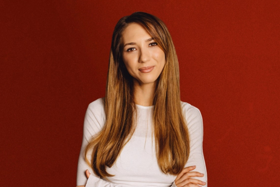 &Ncy;&acy;&dcy;&yacy; &Dcy;&zhcy;&acy;&bcy;&rcy;&acy;&icy;&lcy;&ocy;&vcy;&acy;&period; Stand Up &Pcy;&iecy;&rcy;&mcy;&softcy;