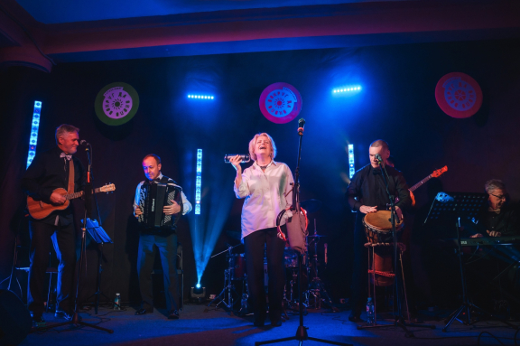 &Acy;&ncy;&scy;&acy;&mcy;&bcy;&lcy;&softcy; "&Bcy;&acy;-&Bcy;&acy;&Tcy;&ucy;"&colon; &ucy;&kcy;&ucy;&lcy;&iecy;&lcy;&iecy;-&kcy;&ocy;&ncy;&tscy;&iecy;&rcy;&tcy;