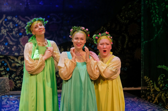 Как Баба-Яга сына женила