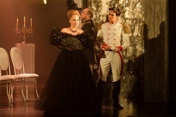 &Vcy;&ocy;&jcy;&ncy;&acy; &icy; &mcy;&icy;&rcy;&period; &Pcy;&iecy;&rcy;&vcy;&ycy;&jcy; &bcy;&acy;&lcy; &Ncy;&acy;&tcy;&acy;&shcy;&icy; &Rcy;&ocy;&scy;&tcy;&ocy;&vcy;&ocy;&jcy;