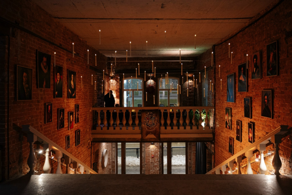 THE HOGWARTS CHRISTMAS SUITE&period; &Rcy;&ocy;&zhcy;&dcy;&iecy;&scy;&tcy;&vcy;&iecy;&ncy;&scy;&kcy;&acy;&yacy; &mcy;&ucy;&zcy;&ycy;&kcy;&acy; &icy;&zcy; &Gcy;&acy;&rcy;&rcy;&icy; &Pcy;&ocy;&tcy;&tcy;&iecy;&rcy;&acy;