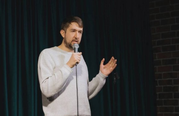 &CHcy;&iecy;&rcy;&ncy;&ycy;&jcy; StandUp &mdash; &IOcy;&bcy;&ucy;&rcy;&gcy; style