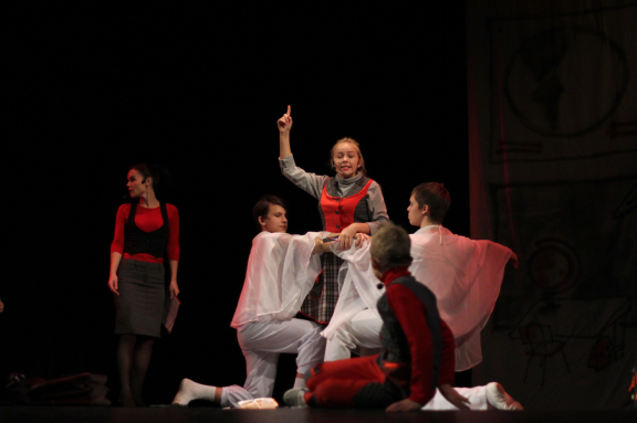 &Mcy;&ucy;&zcy;&ycy;&kcy;&acy;&lcy;&softcy;&ncy;&ycy;&jcy; &tcy;&iecy;&acy;&tcy;&rcy; &laquo;&Ocy;&rcy;&fcy;&iecy;&jcy;&raquo;&period; &Ocy;&pcy;&iecy;&rcy;&acy; &laquo;&Scy;&tcy;&rcy;&acy;&scy;&tcy;&icy; &pcy;&ocy; &Icy;&vcy;&acy;&ncy;&ucy; &Scy;&iecy;&mcy;&iecy;&ncy;&ocy;&vcy;&ucy;&raquo;