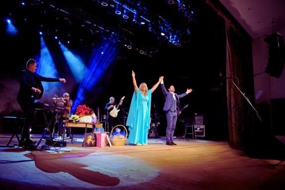 Антон и Виктория Макарские «Живой Концерт»