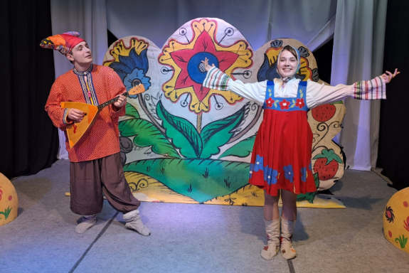 &Tcy;&iecy;&acy;&tcy;&rcy; "&Bcy;&iecy;&lcy;&acy;&yacy; &Ocy;&vcy;&tscy;&acy;"&period; &Scy;&pcy;&iecy;&kcy;&tcy;&acy;&kcy;&lcy;&softcy; "&Mcy;&acy;&shcy;&iecy;&ncy;&softcy;&kcy;&acy; &icy; &mcy;&iecy;&dcy;&vcy;&iecy;&dcy;&softcy;"