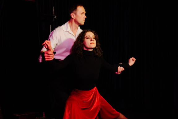 &Ncy;&ocy;&vcy;&ocy;&gcy;&ocy;&dcy;&ncy;&yacy;&yacy; &ncy;&ocy;&chcy;&softcy; &vcy; &tcy;&iecy;&acy;&tcy;&rcy;&iecy; "&Dcy;&acy;&ncy;&icy;&lcy;&icy;&ncy;"