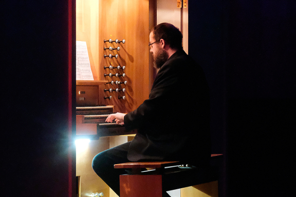 700 лет органной музыки