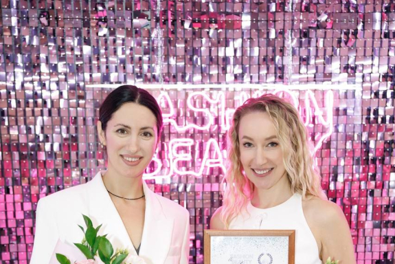 &Vcy;&scy;&iecy;&rcy;&ocy;&scy;&scy;&icy;&jcy;&scy;&kcy;&icy;&jcy; &fcy;&iecy;&scy;&tcy;&icy;&vcy;&acy;&lcy;&softcy; "&Mcy;&ocy;&dcy;&ncy;&ycy;&jcy; &Ocy;&lcy;&icy;&mcy;&pcy; &kcy;&rcy;&acy;&scy;&ocy;&tcy;&ycy;"