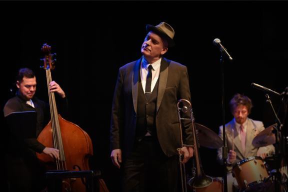 &Dcy;&ZHcy;&Acy;&Zcy;&Ocy;&Vcy;&Ycy;&Jcy; &Kcy;&Ocy;&Ncy;&TScy;&IEcy;&Rcy;&Tcy;&period; &Dcy;&Ecy;&Ncy; &Bcy;&Acy;&Rcy;&Ncy;&IEcy;&Tcy;&Tcy; &lpar;&tcy;&rcy;&ocy;&mcy;&bcy;&ocy;&ncy;&sol;&vcy;&ocy;&kcy;&acy;&lcy;&comma; &Acy;&vcy;&scy;&tcy;&rcy;&acy;&lcy;&icy;&yacy;&rpar; &icy; &kcy;&vcy;&acy;&rcy;&tcy;&iecy;&tcy; &Dcy;&Mcy;&Icy;&Tcy;&Rcy;&Icy;&YAcy; &Scy;&Acy;&Bcy;&Ucy;&Rcy;&Ocy;&Vcy;&Acy;