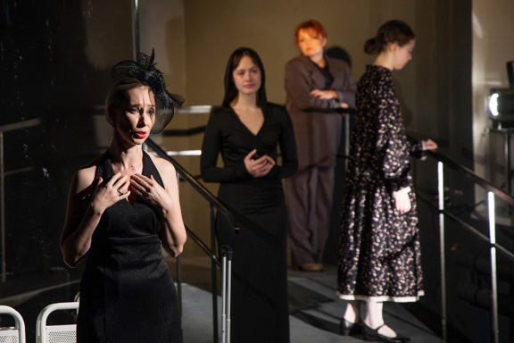 &Scy;&pcy;&iecy;&kcy;&tcy;&acy;&kcy;&lcy;&softcy; "&Tcy;&rcy;&icy; &scy;&iecy;&scy;&tcy;&rcy;&ycy;"