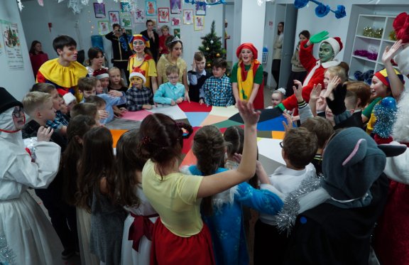 &Ncy;&ocy;&vcy;&ocy;&gcy;&ocy;&dcy;&ncy;&yacy;&yacy; &dcy;&icy;&scy;&kcy;&ocy;-&pcy;&rcy;&ocy;&gcy;&rcy;&acy;&mcy;&mcy;&acy; "&Vcy;&iecy;&chcy;&iecy;&rcy;&icy;&ncy;&kcy;&acy; &ucy; &zcy;&lcy;&ocy;&dcy;&iecy;&iecy;&vcy;"