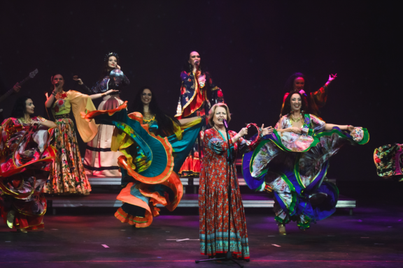 &Bcy;&ocy;&lcy;&softcy;&shcy;&ocy;&jcy; &ncy;&ocy;&vcy;&ocy;&gcy;&ocy;&dcy;&ncy;&icy;&jcy; &kcy;&ocy;&ncy;&tscy;&iecy;&rcy;&tcy;