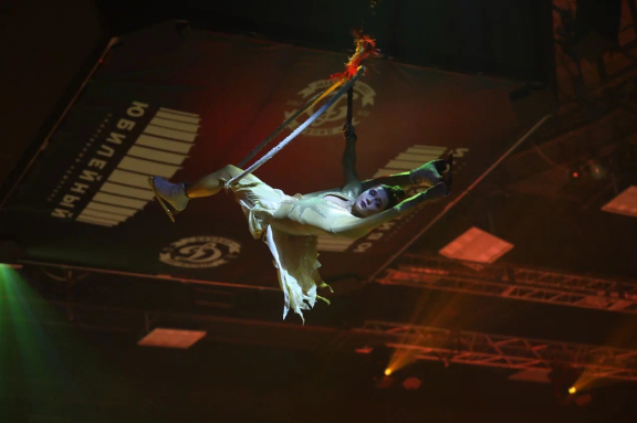 Ледовое шоу Ильи Авербуха "Морозко"