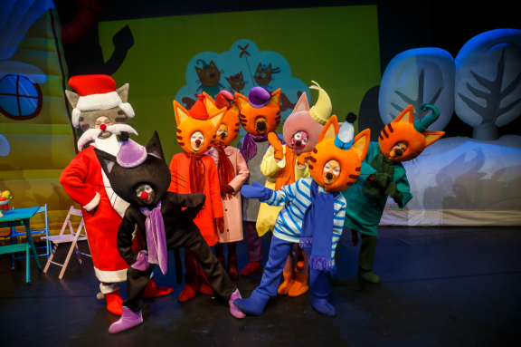 Три кота: "Новый год в Котополисе"