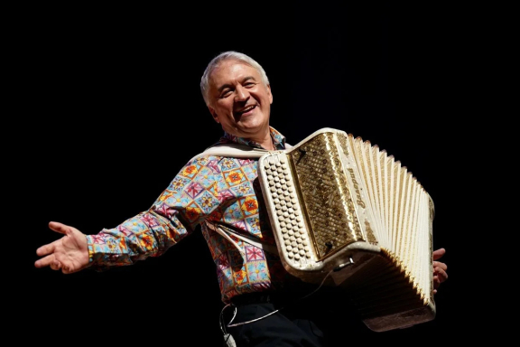 Валерий Семин с программой "Привет, Новый год"