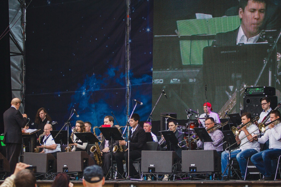 30 лет стиля