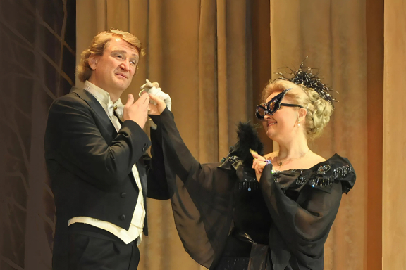 Московские артисты жанра оперетты. Мюзикл "Летучая мышь"