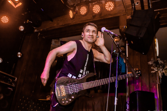 Костя Кулясов и группа "АнимациЯ"