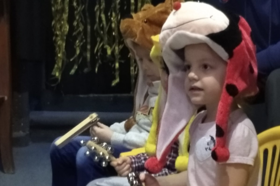 Молодёжный театр "ТеМа". Кукольный спектакль "Теремок"