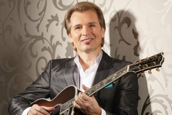 Александр Малинин